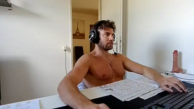 alpha-hunk online show from April 21, 2026, 1:17 pm