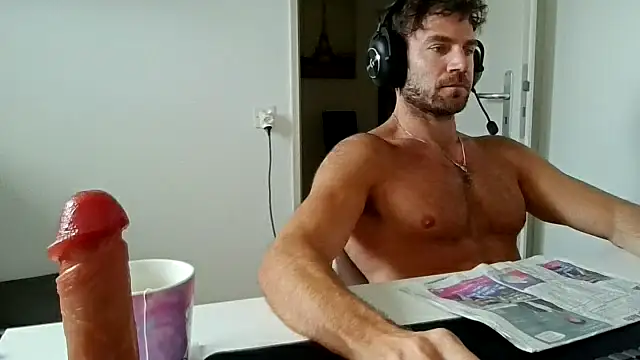 alpha-hunk online show from May 12, 2026, 8:55 am