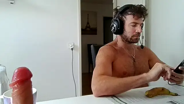 alpha-hunk online show from May 16, 2026, 8:22 am