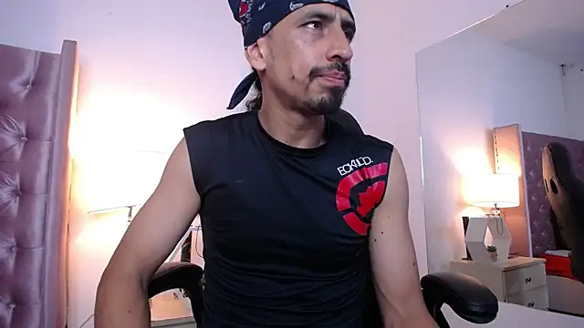 Sr Magnus  online show from October 20, 2025, 6:36 am