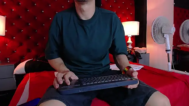 Sr Magnus  online show from March 6, 2026, 9:28 am