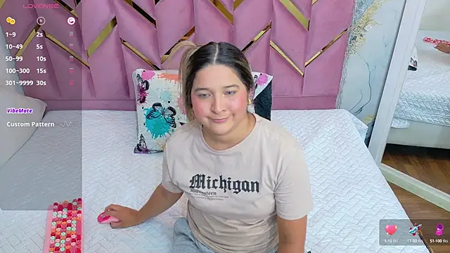 collegepawglovedaddy online show from September 28, 2025, 7:41 pm