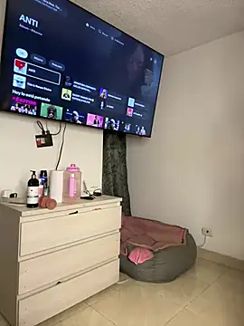 ariiel  online show from December 26, 2024, 1:07 am