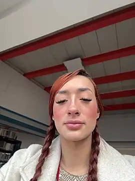 ariiel  online show from February 21, 2025, 9:11 pm