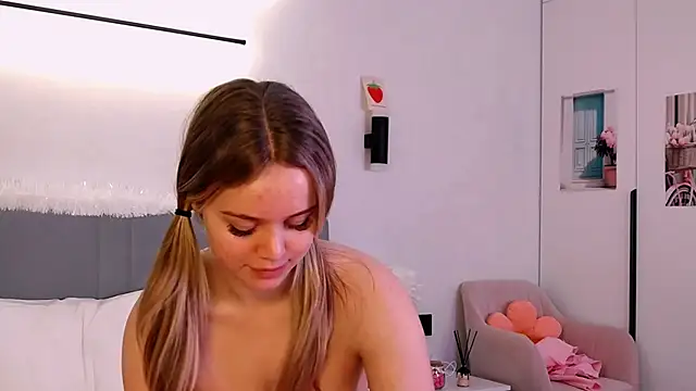 SIlviaBeyt online show from January 23, 2025, 9:39 pm