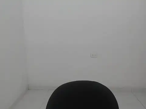 estefania224 online show from April 19, 2026, 6:10 pm