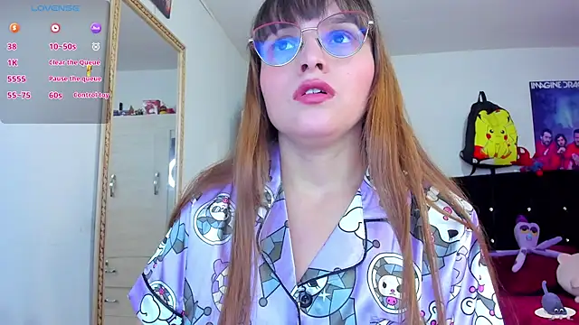 Lucyy-hess online show from February 6, 2025, 7:51 pm