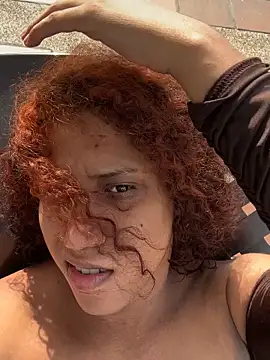 zahrivk1 online show from November 8, 2025, 8:18 pm