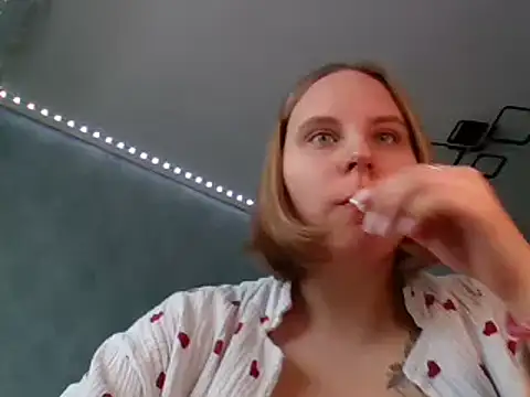 Thalia  Star online show from January 4, 2025, 8:49 am