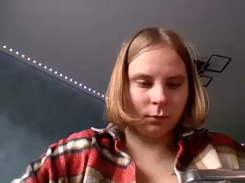 Thalia  Star online show from January 8, 2025, 12:15 pm