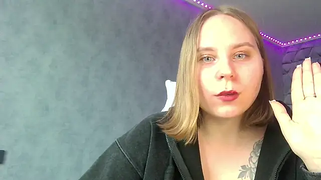 Thalia  Star online show from February 10, 2025, 7:58 am