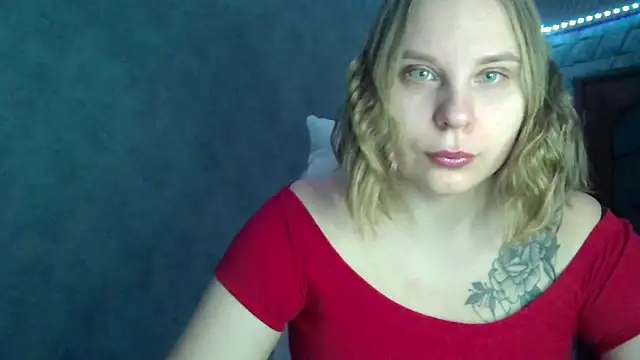 Thalia  Star online show from February 14, 2025, 4:58 am