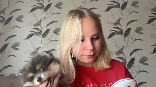 Thalia  Star online show from October 1, 2025, 9:59 am