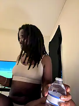 choclatepeaach online show from November 9, 2025, 12:36 pm