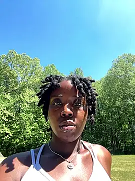 choclatepeaach online show from April 20, 2026, 7:15 pm