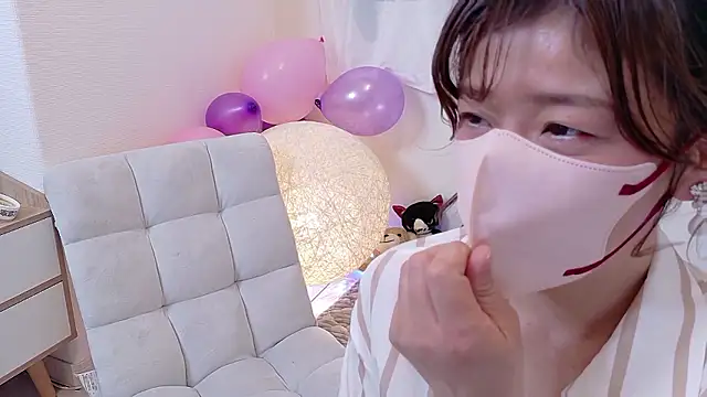 Snapshot of Risa_06 chatting on June 4, 2026, 12:44 pm Risa 06 online show from June 4, 2026, 12:44 pm