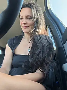 -OLYA- online show from April 21, 2026, 6:09 am