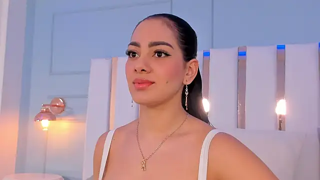 Snapshot of mallie_quinn chatting on January 8, 2026, 7:49 pm mallie quinn online show from January 8, 2026, 7:49 pm