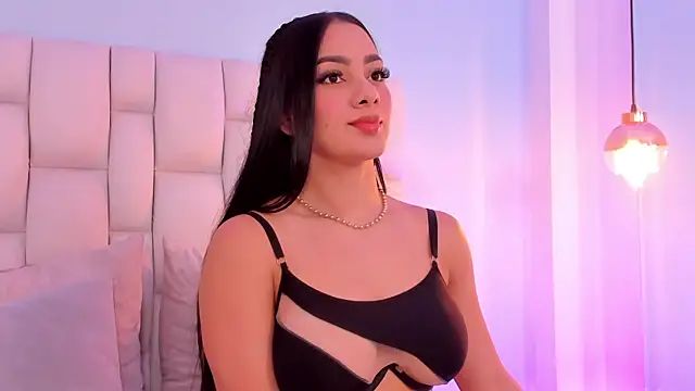 Snapshot of mallie_quinn chatting on March 3, 2026, 1:17 pm mallie quinn online show from March 3, 2026, 1:17 pm