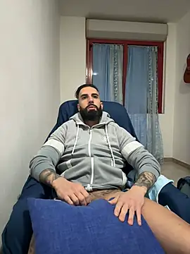 Gioeltoro89 online show from January 8, 2025, 7:13 pm