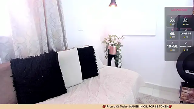 ebbafernandez  online show from March 14, 2025, 5:57 pm