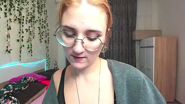 Miss Elsa  online show from December 21, 2024, 3:36 am