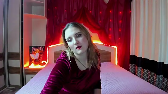 Snapshot of Miss_Elsa_ chatting on December 14, 2025, 4:45 pm Miss Elsa online show from December 14, 2025, 4:45 pm