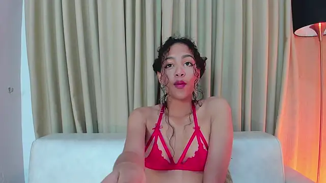 AntonellaHall  online show from March 6, 2025, 11:58 am