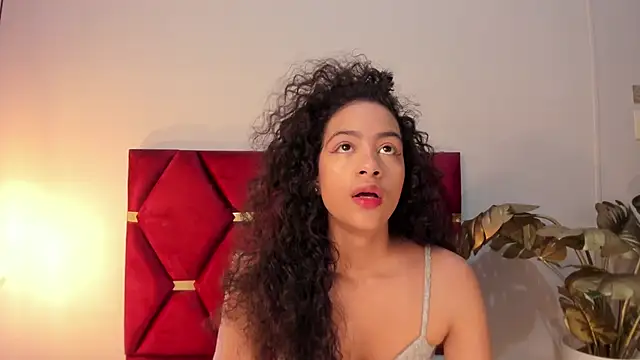 AntonellaHall  online show from October 21, 2025, 12:06 pm