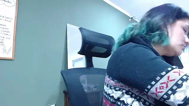 gigiqueen 18 online show from March 14, 2026, 11:54 pm