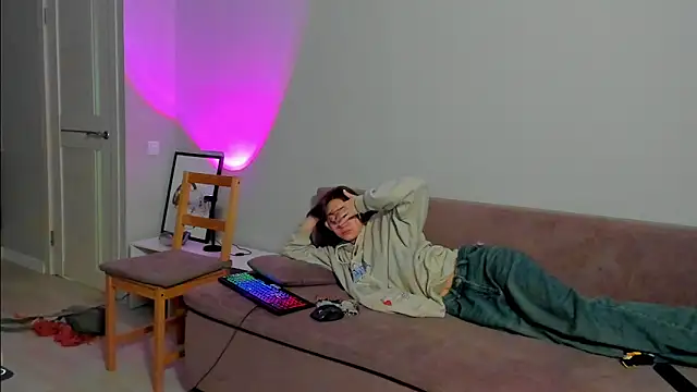 EllaSky xoxo online show from February 1, 2025, 1:02 am