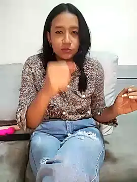 cami victoria online show from February 10, 2025, 10:30 pm