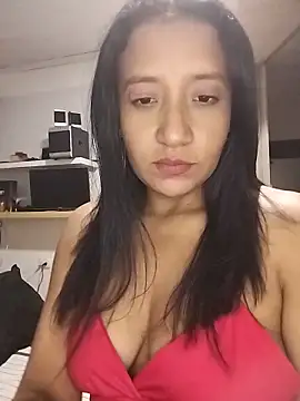 cami victoria online show from June 3, 2026, 7:19 pm