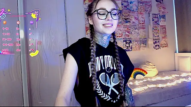 Milky way UwU online show from September 19, 2025, 7:32 am