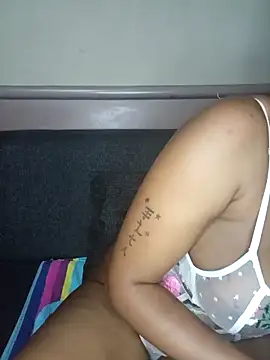 slimcate91 online show from February 15, 2025, 7:50 pm