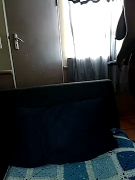 slimcate91 online show from April 10, 2026, 1:49 pm