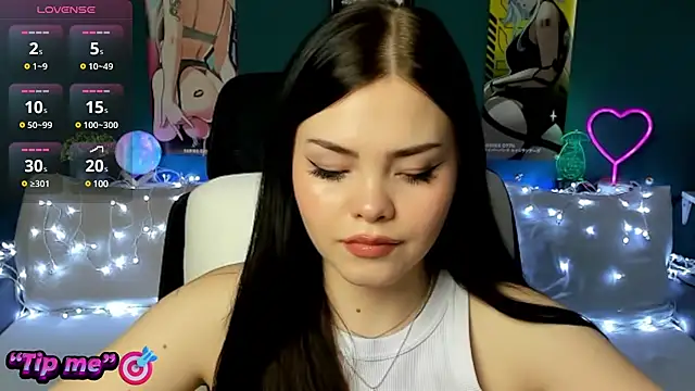 AkiraKatsu online show from January 9, 2025, 8:01 pm