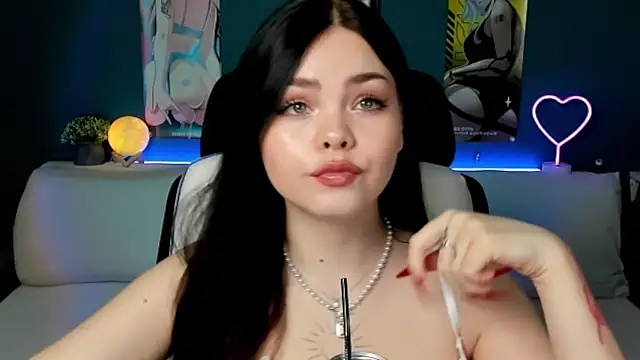 AkiraKatsu online show from January 24, 2025, 12:20 pm