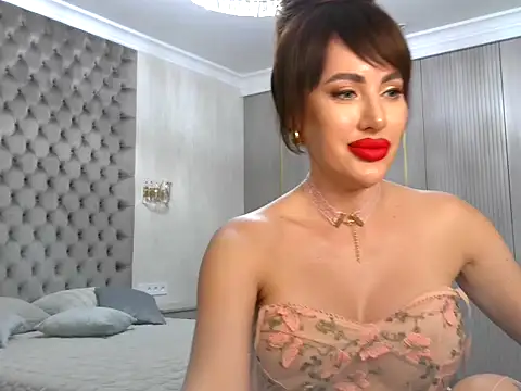 TianaPosh online show from January 1, 2025, 10:46 pm