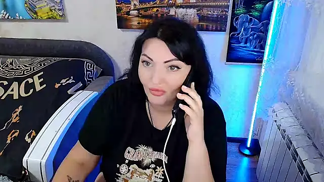 Lady Boom Wild  online show from September 19, 2025, 5:24 pm