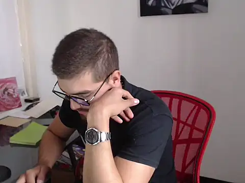 Dylanwish online show from October 7, 2025, 7:55 pm