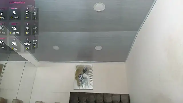 IssabellaJones online show from October 24, 2025, 2:41 am