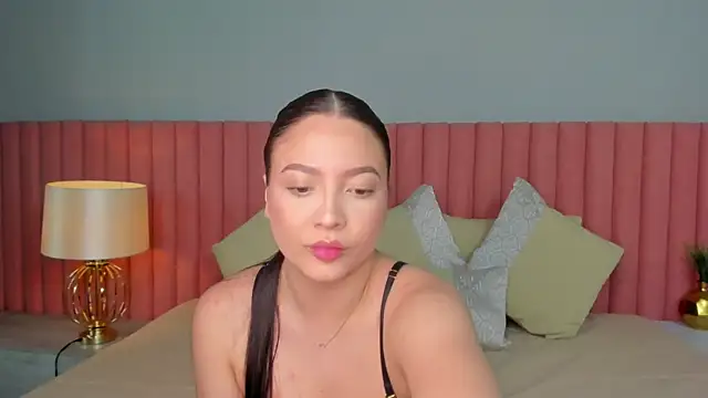 Snapshot of NathRossi chatting on March 17, 2025, 9:45 pm NathRossi online show from March 17, 2025, 9:45 pm