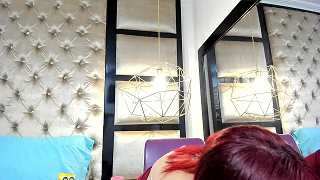 Aurora-Rossi online show from September 16, 2025, 2:56 am