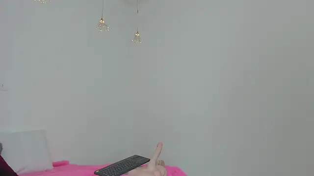 Lori Evanss online show from January 25, 2025, 6:12 am