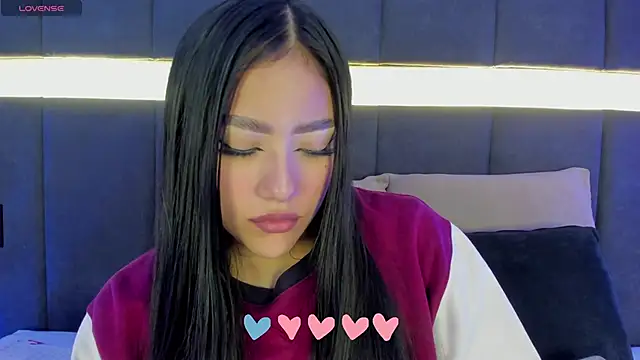 nicolle pierce online show from February 15, 2025, 12:33 pm