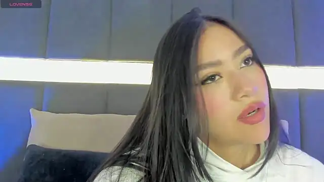 nicolle pierce online show from February 21, 2025, 12:17 pm