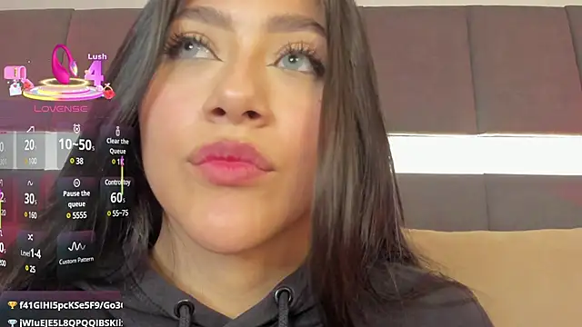 nicolle pierce online show from February 27, 2025, 6:31 pm