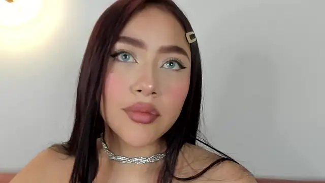 nicolle pierce online show from February 4, 2026, 1:17 pm