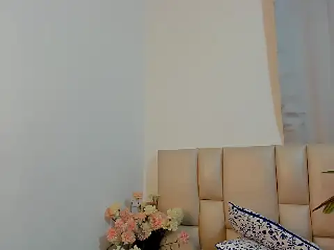 Soy Bella online show from December 22, 2024, 8:58 pm